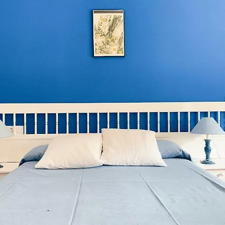 Guest house Hostal Portbou Portbou