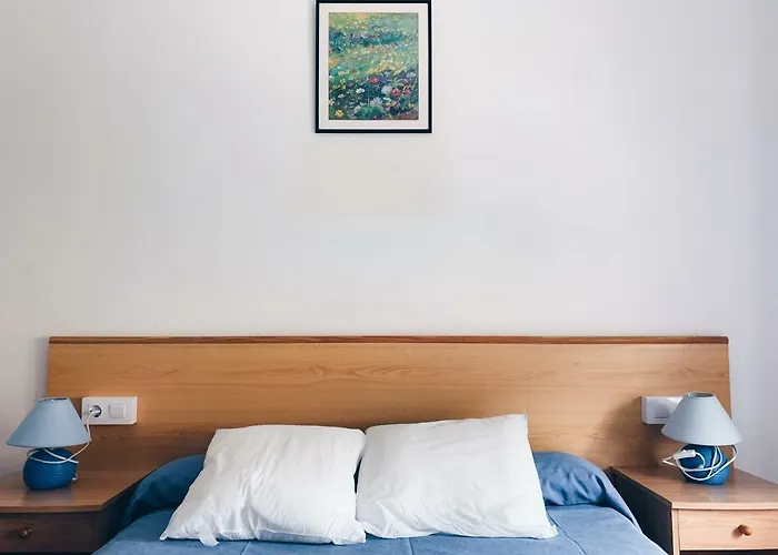Hostal Portbou Konukevi 5*