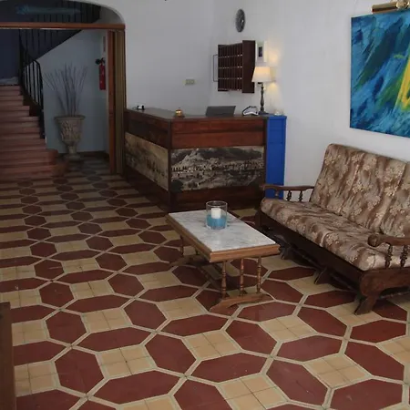 Hostal Portbou Gasthuis