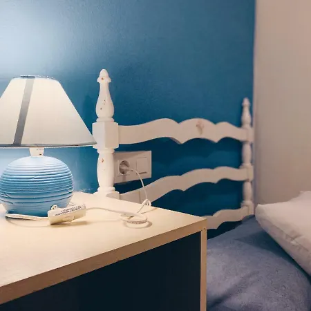 Hostal Portbou