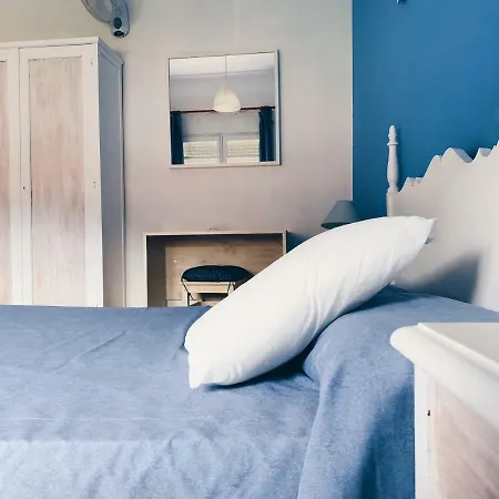 Gasthuis Hostal Portbou 5*