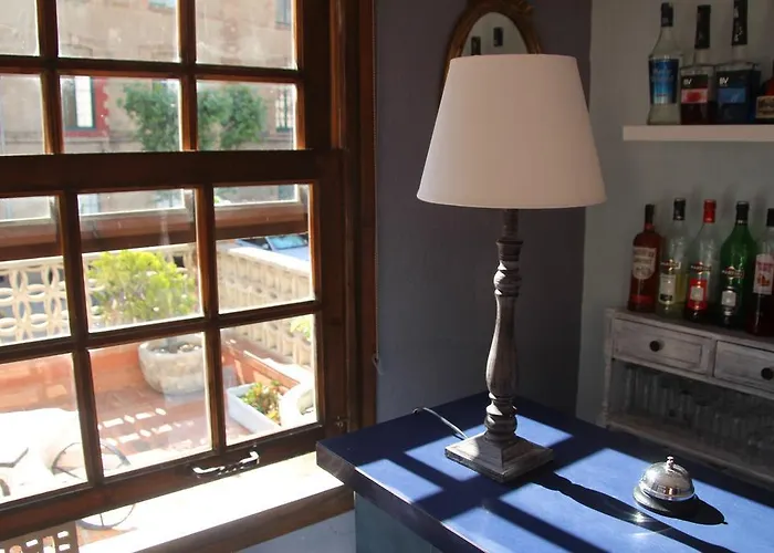 Hostal Portbou Affittacamere 5*