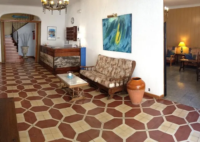 Hostal Portbou Affittacamere