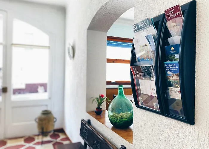 Hostal Portbou Affittacamere